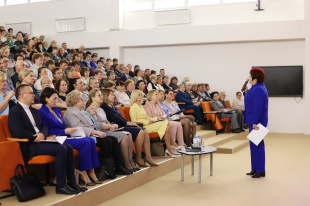 Владимирская область присоединилась к первому всероссийскому совещанию школьных директоров