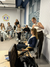 Красота как профессия:  в Центре опережающей профессиональной подготовки  Владимирской области прошло занятие по созданию причесок