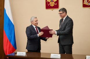 Торжественное подписание соглашения о сотрудничестве и взаимодействии